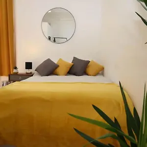 Apartment Big Value Bedsit By Promise, Cardiff